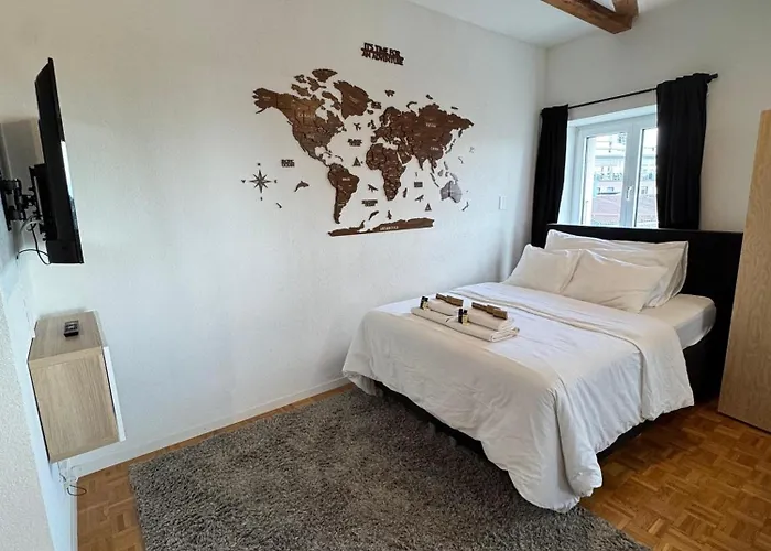 Cosy Attic Flat Center 公寓 *